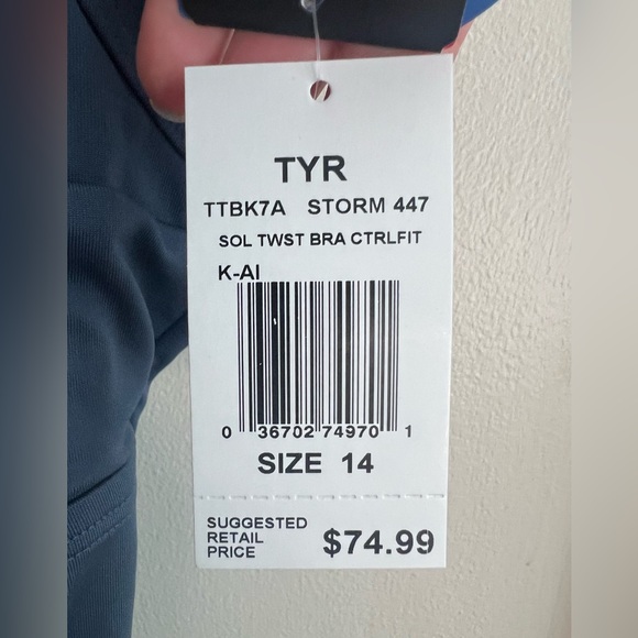 TYR women’s size 14 TYR Durafast Elite® Women's Twisted Bra Swimsuit NWT - Picture 6 of 8